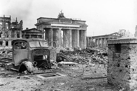 ������������� �������� (Bombing the Vatican)